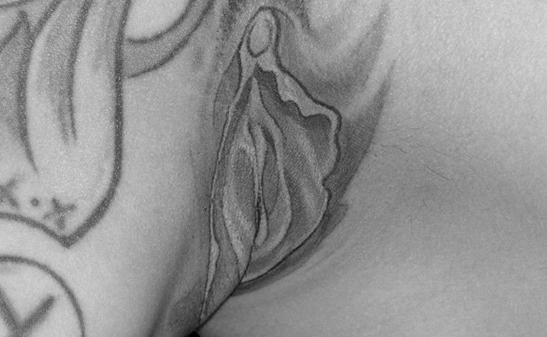 Tatuagem de vagina. Foto: Reprodução