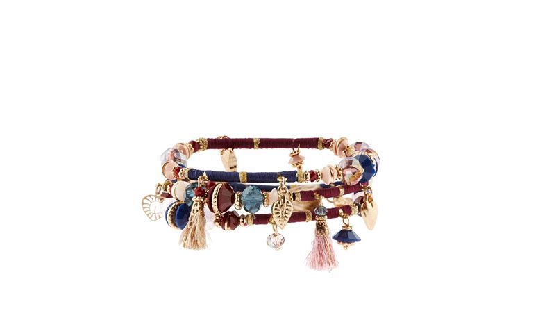 Kit de pulseiras revestidas por linhas e com pingentes por R$89 na <a href="http://www.accessorize.com.br/pulseira-elastico-3x-sparkley-marsala-2985/p?cc=84" target="_blank">Accessorize</a>