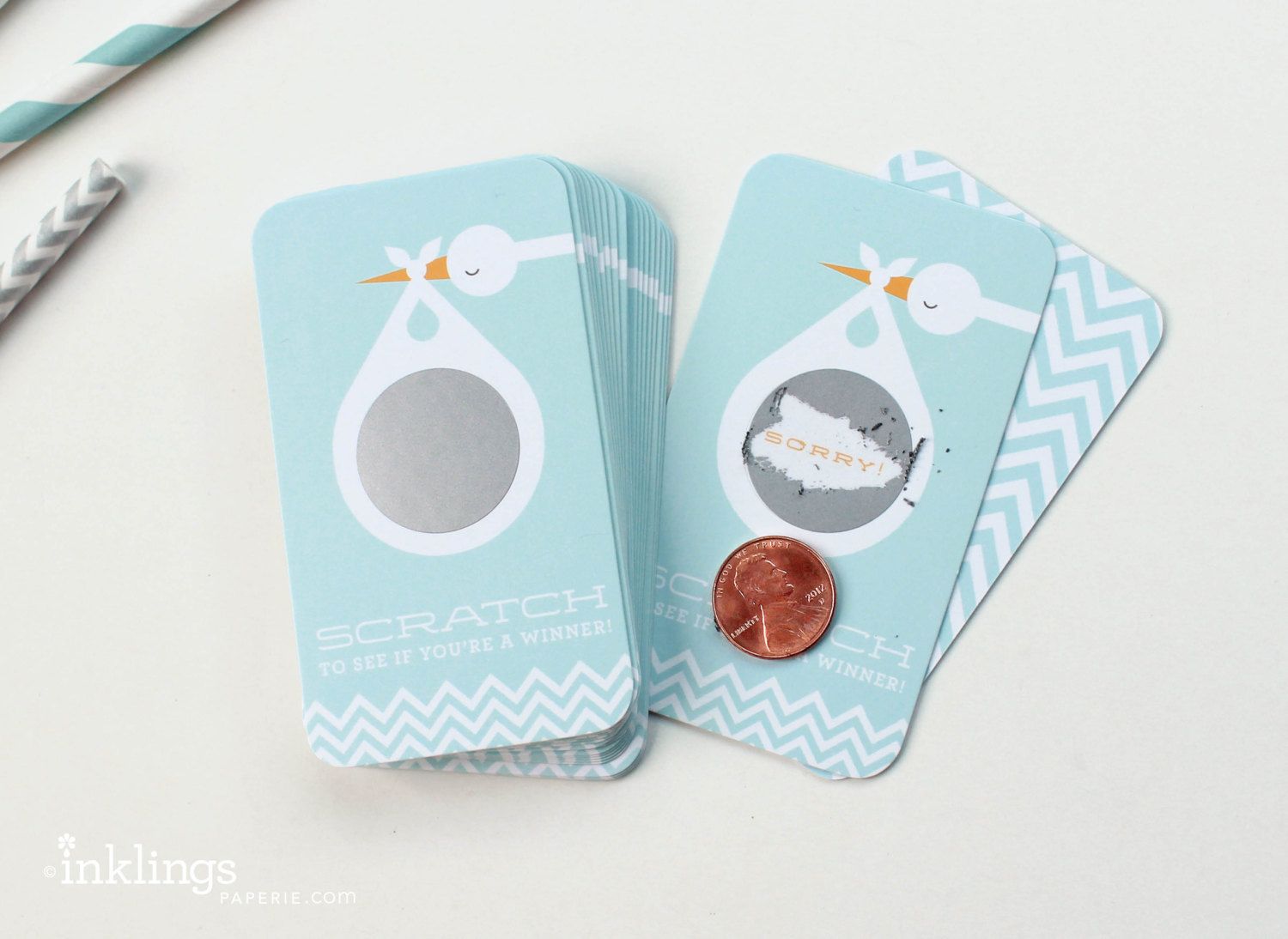 Foto: Reprodução / <a href="https://www.etsy.com/pt/listing/110297699/24-scratch-off-cards-for-baby-shower?ga_order=most_relevant&ga_search_type=all&ga_view_type=gallery&ga_search_query=baby%20shower&ref=sr_gallery_4" target="_blank">Etsy</a>