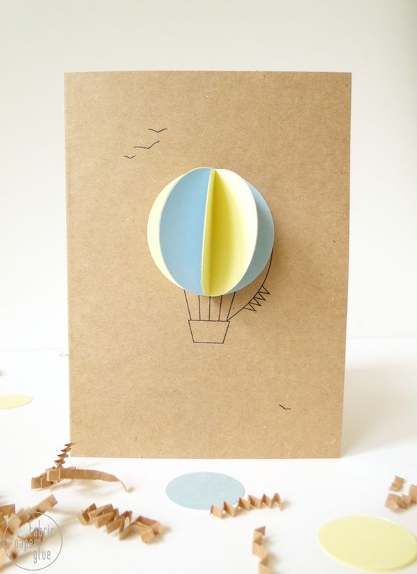 Foto: Reprodução / <a href="http://www.fabricpaperglue.com/2013/03/try-this-hot-air-balloon-baby-shower.html" target="_blank">Fabric paper glue</a>