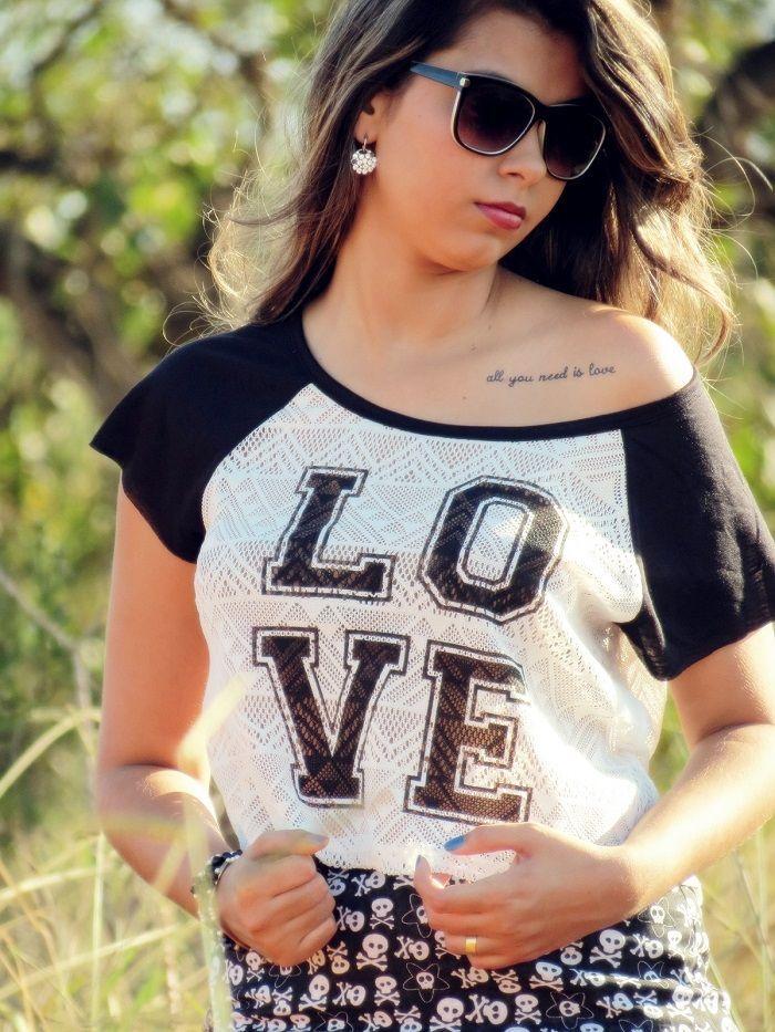 4.	Foto: Reprodução / <a href="http://blogdaandy.com/minha-primeira-tatuagem-all-you-need-is-love/" target="_blank">Blog da Andy</a>