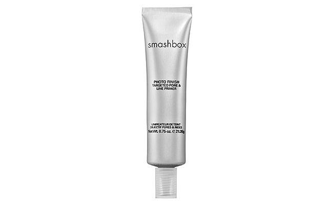 Creme Pré-Maquiagem Photo Finish Targeted Pore & Line Primer por R$159 na <a href="http://www.sephora.com.br/smashbox/maquiagem/face/creme-pre-maquiagem-photo-finish-targeted-pore-e-line-primer-16310" target="blank_">Sephora</a>