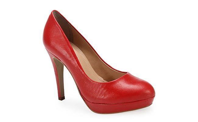 Scarpin meia pata vermelho Ferrette por R$179,99 na <a href="http://www.anita.com.br/produto/Scarpin-Ferrette-VERMELHO-92088?atributo=173:VERMELHO" target="blank_">Anita</a>