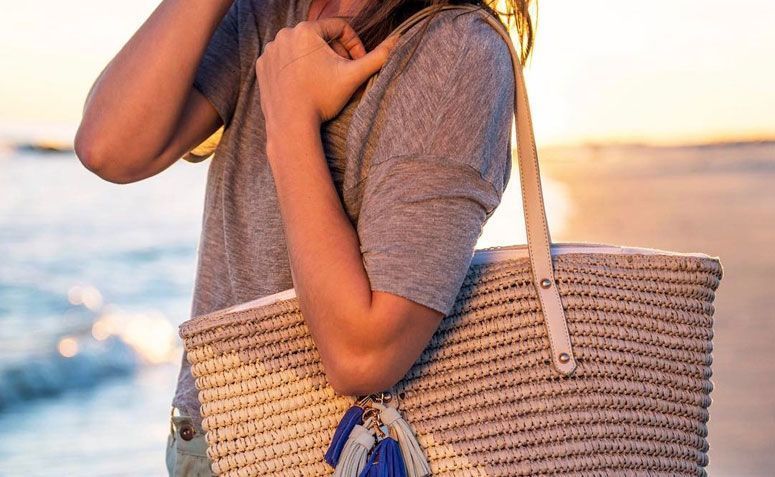 Bolsa de praia: um acessório indispensável nos looks de verão