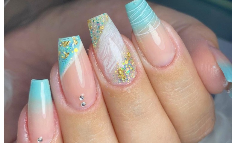 50 ideias incríveis de unhas decoradas delicadas para te encantar