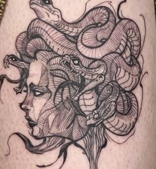 40 ideias de tatuagem blackwork que nunca saem de moda