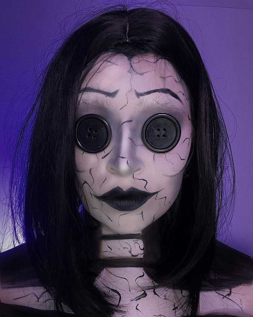 maquiagem de halloween de coraline