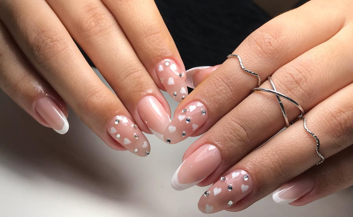 Unhas postiças: o alongamento mais prático e simples que você encontrará