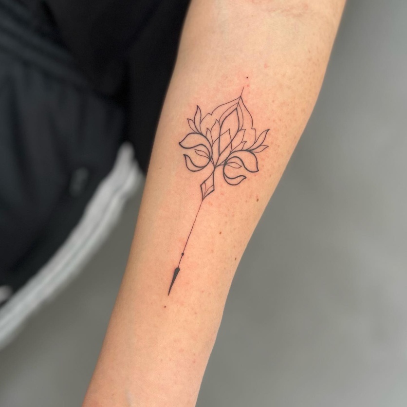 tatuagem de flores delicadas