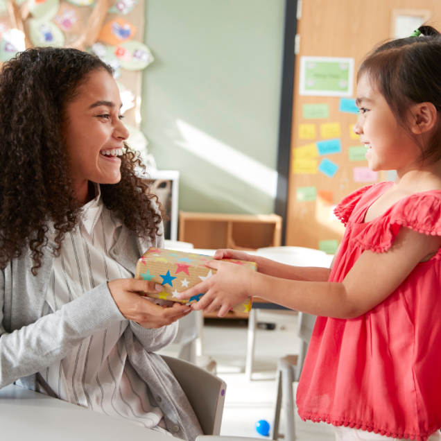 Presentes para professora: 40 ideias criativas para encantar educadores